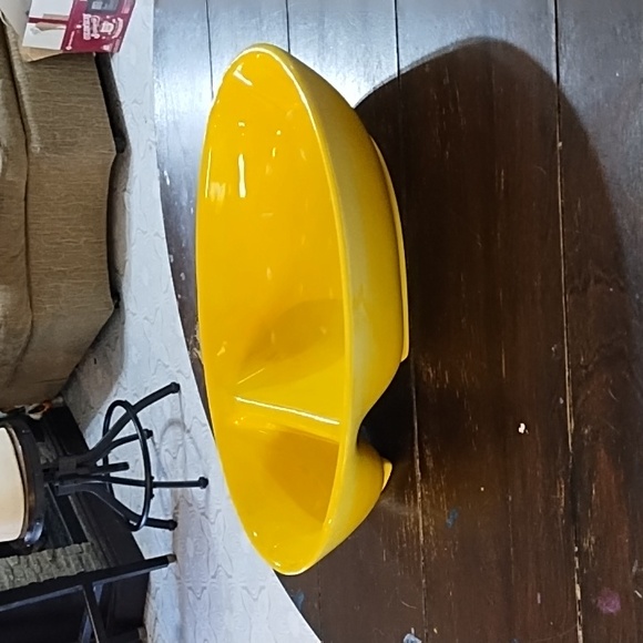 Double Dip Ceramic Serving chips vegetable platter dish Yellow 💛 - Picture 4 of 6